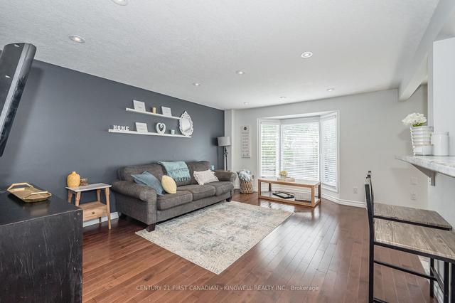 1 Holly Crt, House detached with 3 bedrooms, 2 bathrooms and 3 parking in Guelph ON | Image 37