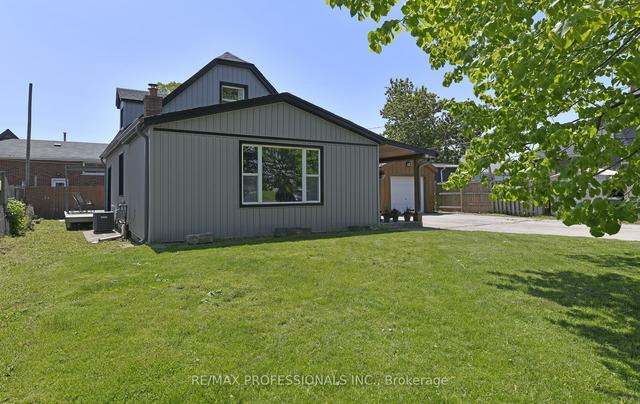 2160 Brampton St, House detached with 3 bedrooms, 1 bathrooms and 7 parking in Hamilton ON | Image 20