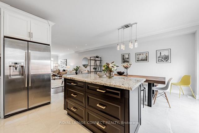61 Long Branch Ave, House semidetached with 3 bedrooms, 4 bathrooms and 3 parking in Toronto ON | Image 3