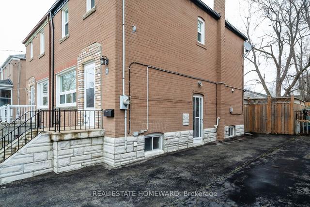 7 Rupert St, House semidetached with 3 bedrooms, 2 bathrooms and 3 parking in Toronto ON | Image 23