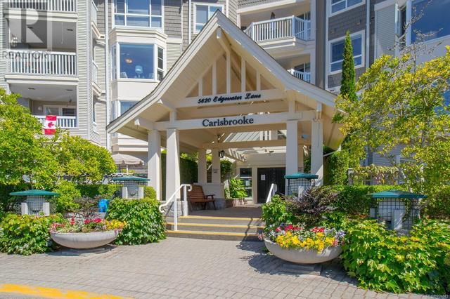 215 - 5620 Edgewater Lane, Condo with 2 bedrooms, 2 bathrooms and 1 parking in Nanaimo BC | Image 2