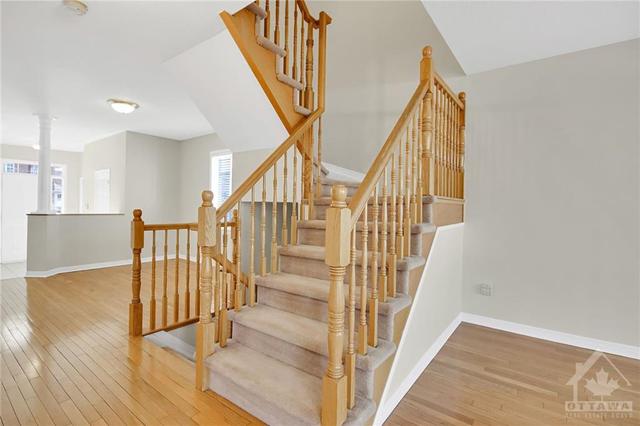 9 Plumas Gate, Townhouse with 4 bedrooms, 3 bathrooms and 2 parking in Ottawa ON | Image 12