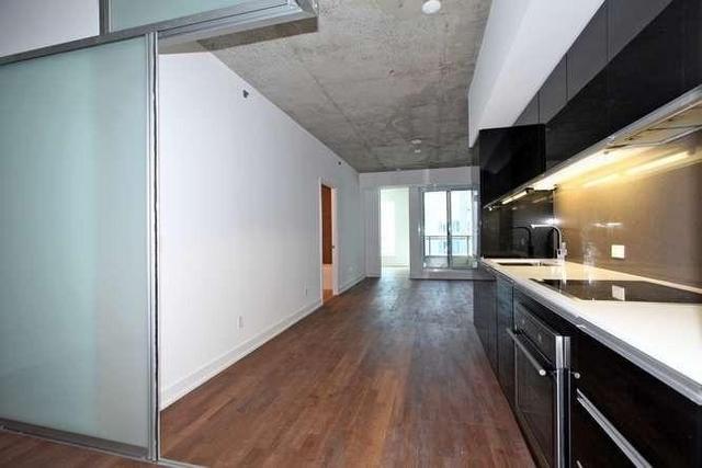 713 - 20 Gladstone Ave, Condo with 2 bedrooms, 2 bathrooms and 1 parking in Toronto ON | Image 7