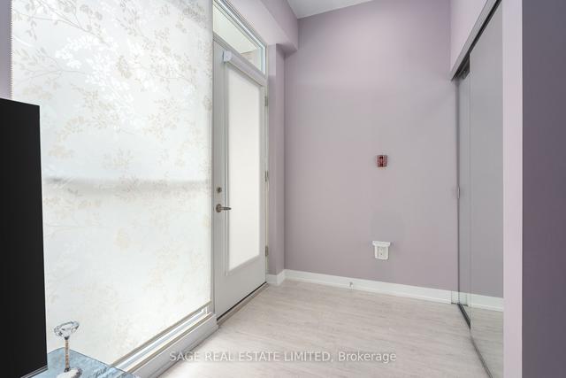 th10 - 33 Singer Crt, Townhouse with 2 bedrooms, 3 bathrooms and 1 parking in Toronto ON | Image 27