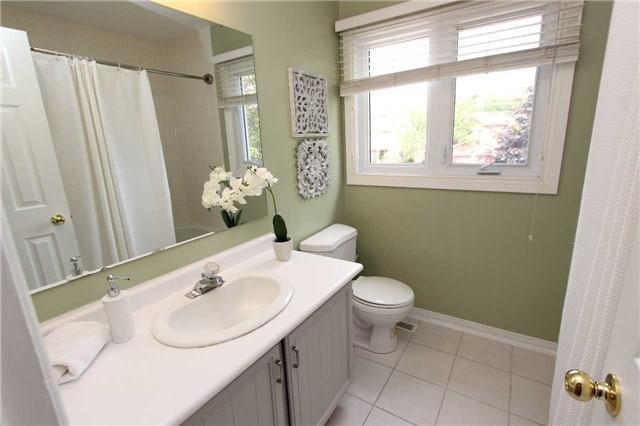 1001 Sandcliff Dr, House detached with 4 bedrooms, 5 bathrooms and 4 parking in Oshawa ON | Image 11