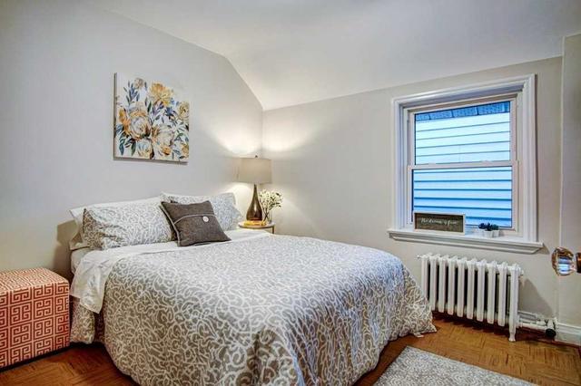 34 Craydon Ave, House detached with 3 bedrooms, 2 bathrooms and 2 parking in Toronto ON | Image 10