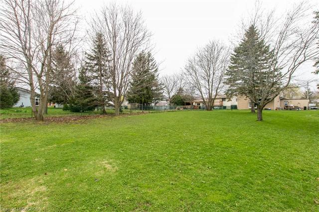 2055 9th Avenue E, House detached with 4 bedrooms, 3 bathrooms and 7 parking in Owen Sound ON | Image 40