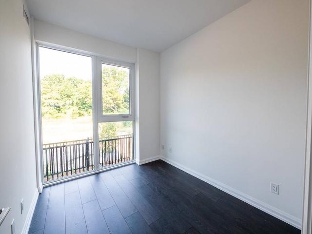th51 - 10 Brin Dr, Townhouse with 3 bedrooms, 2 bathrooms and 1 parking in Toronto ON | Image 14