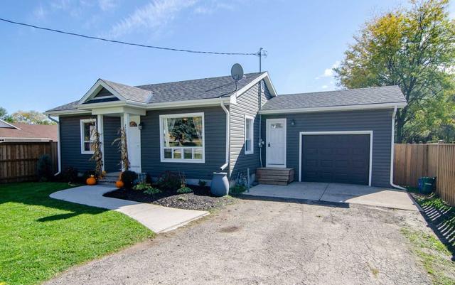 470 Queen St W, House detached with 2 bedrooms, 2 bathrooms and 6 parking in Wellington North ON | Image 1