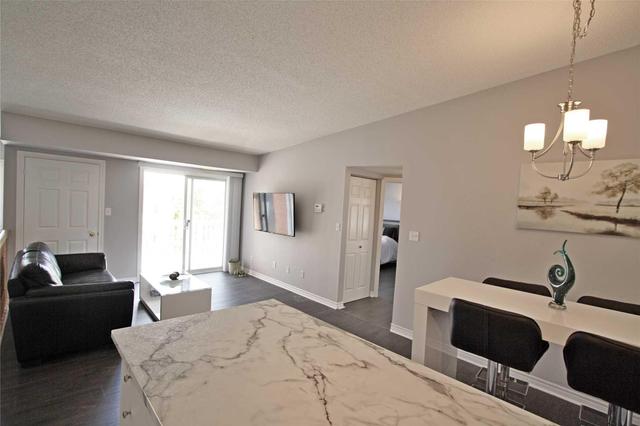 1108 - 1701 Lampman Ave, Townhouse with 2 bedrooms, 1 bathrooms and 1 parking in Burlington ON | Image 5