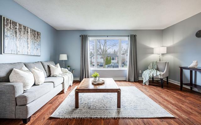 14 Morgandale Cres, House detached with 3 bedrooms, 2 bathrooms and 4 parking in Orangeville ON | Image 5