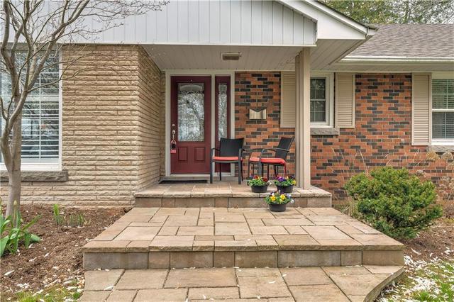 355 Shoreview Road, House detached with 3 bedrooms, 1 bathrooms and 4 parking in Burlington ON | Image 3