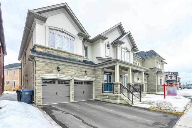 44 Martin Byrne Dr, House detached with 4 bedrooms, 4 bathrooms and 4 parking in Brampton ON | Image 1