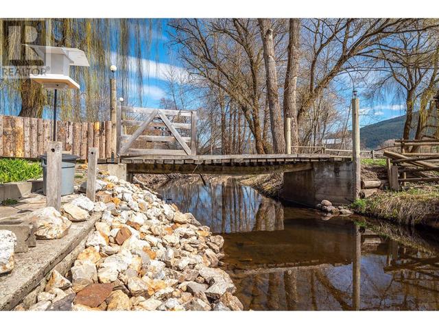 3312 6 Highway, House detached with 3 bedrooms, 2 bathrooms and 10 parking in North Okanagan D BC | Image 54