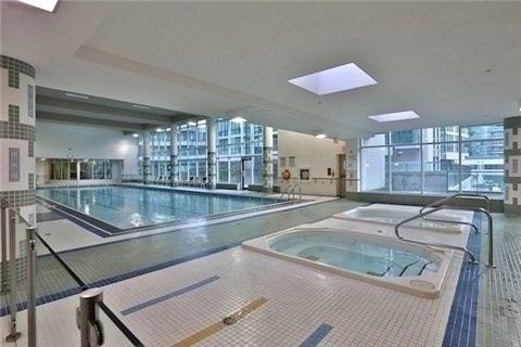 604 - 33 Bay St, Condo with 2 bedrooms, 2 bathrooms and 1 parking in Toronto ON | Image 8