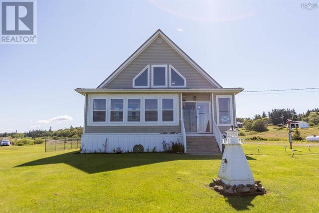 468 Lower Cove Road, House detached with 3 bedrooms, 1 bathrooms and null parking in Cumberland, Subd. A NS | Image 1
