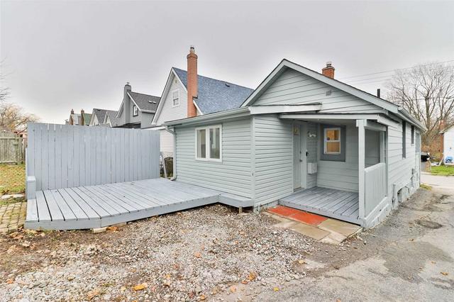 232 Nassau St, House detached with 2 bedrooms, 1 bathrooms and 2 parking in Oshawa ON | Image 19