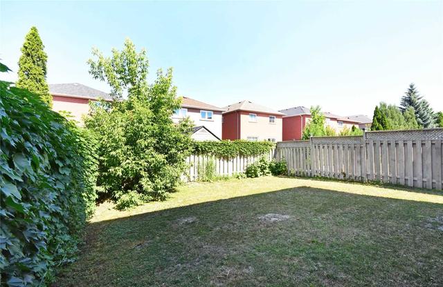 225 Sumach St, Condo with 1 bedrooms, 1 bathrooms and 0 parking in Toronto ON | Image 2
