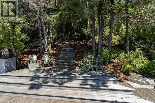 14546 Long Island, House detached with 3 bedrooms, 1 bathrooms and null parking in Lake of Bays ON | Image 14