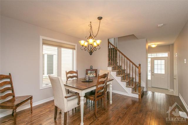 206 Aquilo Crescent, Townhouse with 3 bedrooms, 3 bathrooms and 2 parking in Ottawa ON | Image 8