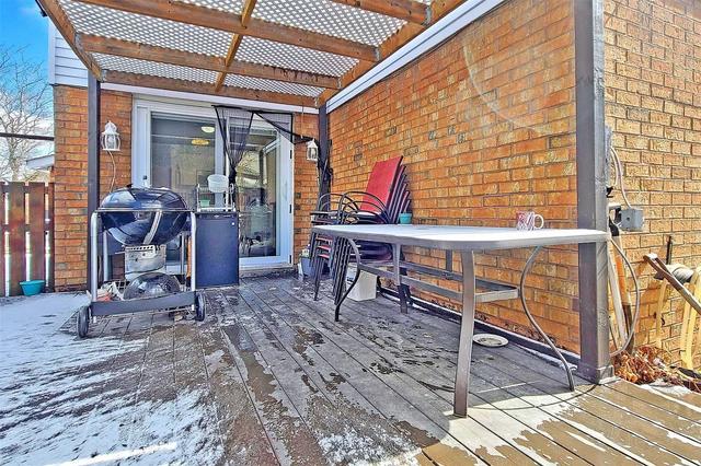 1647 Middleton St, House detached with 3 bedrooms, 4 bathrooms and 3 parking in Pickering ON | Image 31