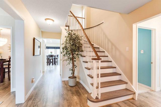 137 Sunforest Dr, House detached with 4 bedrooms, 3 bathrooms and 6 parking in Brampton ON | Image 35