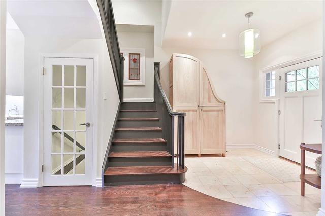 266 Sheldrake Blvd, House detached with 4 bedrooms, 4 bathrooms and 1 parking in Toronto ON | Image 28
