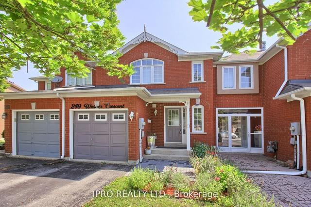 249 Warner Cres, House attached with 3 bedrooms, 2 bathrooms and 3 parking in Newmarket ON | Image 1