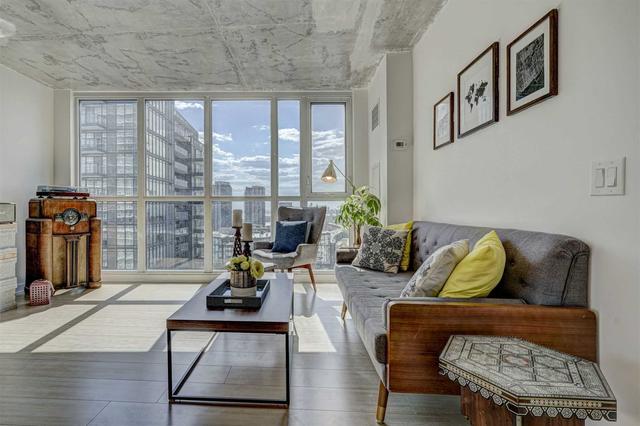 2906 - 85 Queens Wharf Rd, Condo with 3 bedrooms, 2 bathrooms and 1 parking in Toronto ON | Image 2