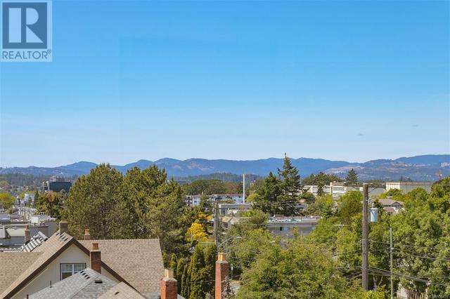 411 - 1301 Hillside Ave, Condo with 1 bedrooms, 2 bathrooms and 1 parking in Victoria BC | Image 31