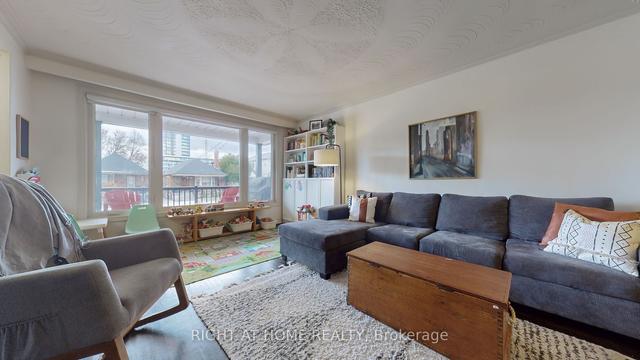 94 Belgravia Ave, House detached with 3 bedrooms, 2 bathrooms and 2 parking in Toronto ON | Image 37