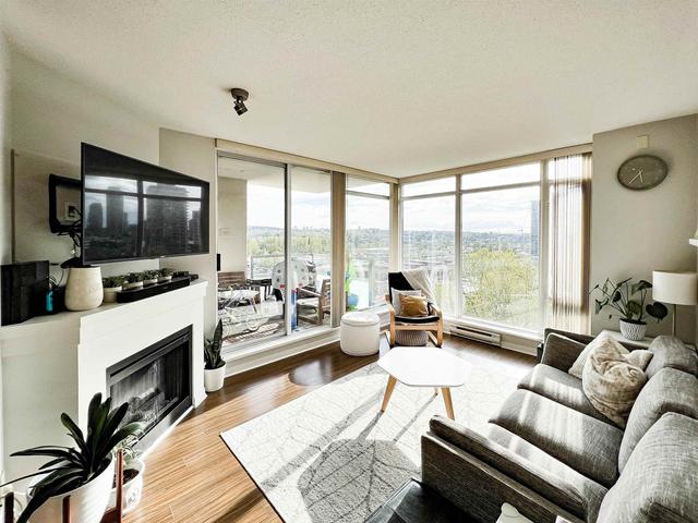 1209 - 2133 Douglas Road, Condo with 2 bedrooms, 2 bathrooms and null parking in Burnaby BC | Image 5