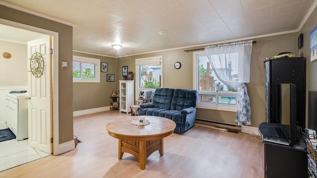 1115 Labrosse Street, House detached with 4 bedrooms, 2 bathrooms and 2 parking in East Hawkesbury ON | Image 7