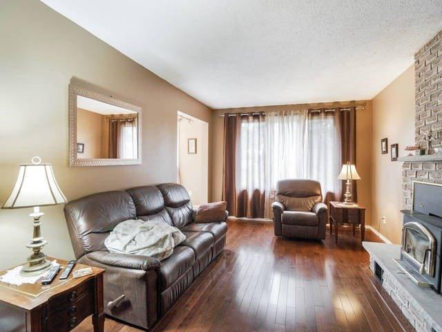 809 Cartref Ave, House detached with 4 bedrooms, 3 bathrooms and 4 parking in Oshawa ON | Image 4