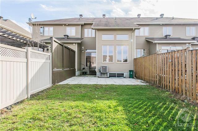 987 Klondike Road, Townhouse with 3 bedrooms, 3 bathrooms and 3 parking in Ottawa ON | Image 26