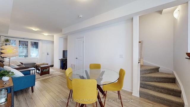 116 - 370 Hopewell Ave, Townhouse with 2 bedrooms, 2 bathrooms and 1 parking in Toronto ON | Image 10
