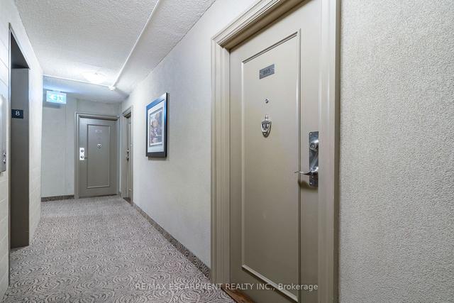 805 - 975 Warwick Crt, Condo with 1 bedrooms, 1 bathrooms and 1 parking in Burlington ON | Image 20
