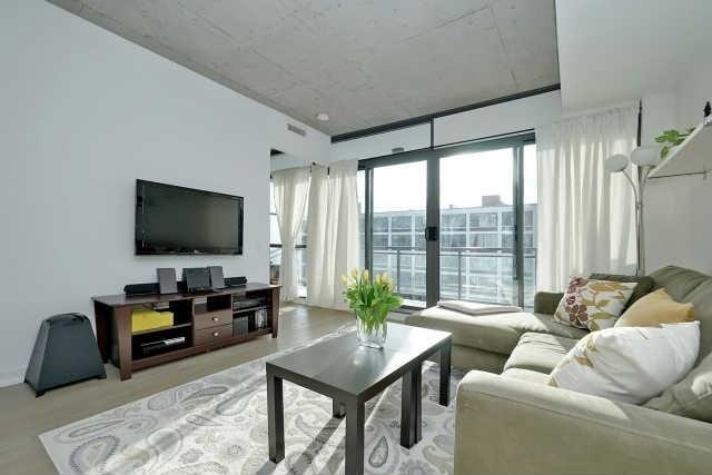 501 - 319 Carlaw Ave, Condo with 1 bedrooms, 1 bathrooms and 1 parking in Toronto ON | Image 4