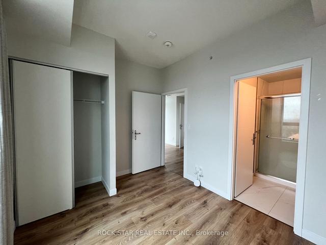 2202 - 60 Frederick St, Condo with 2 bedrooms, 2 bathrooms and 1 parking in Kitchener ON | Image 3