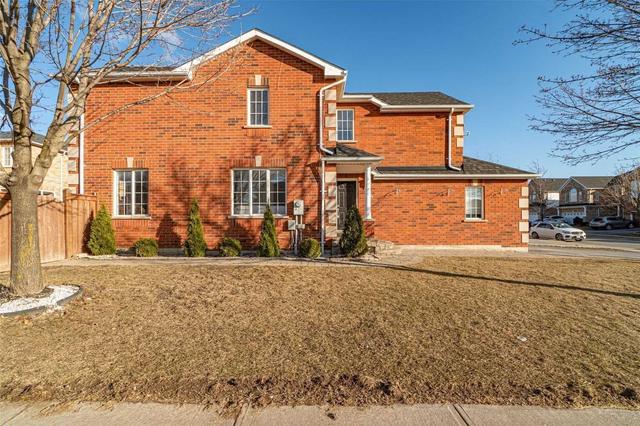 24 Black Forest Dr, House detached with 3 bedrooms, 4 bathrooms and 6 parking in Brampton ON | Image 10
