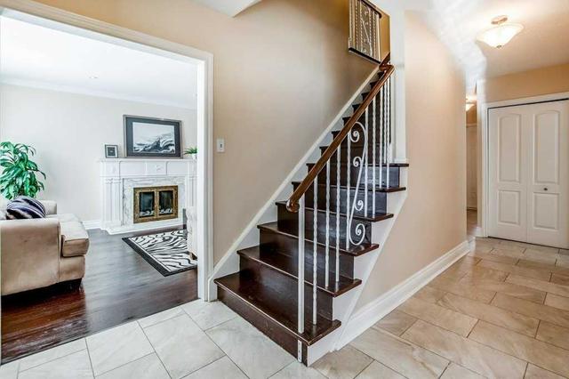 27 Shaughnessy Blvd E, House detached with 4 bedrooms, 4 bathrooms and 4 parking in Toronto ON | Image 32