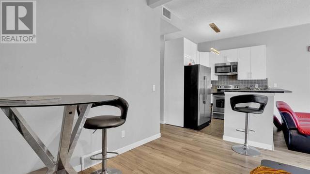 17, - 605 15 Avenue Sw, Condo with 2 bedrooms, 1 bathrooms and 1 parking in Calgary AB | Image 11