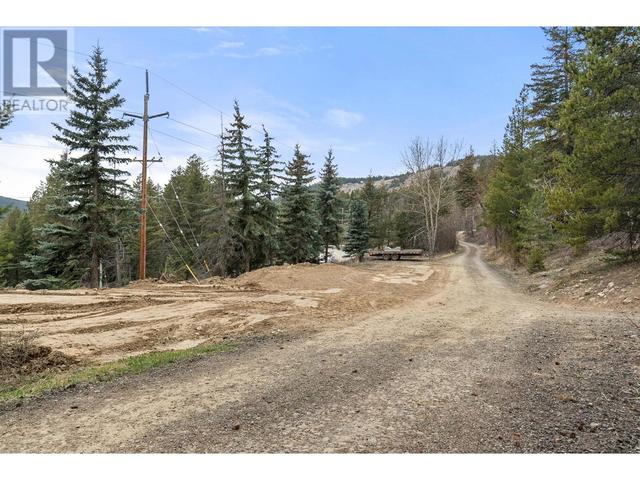 1809 Cardinal Creek Road, House detached with 3 bedrooms, 2 bathrooms and 1 parking in Central Okanagan BC | Image 40