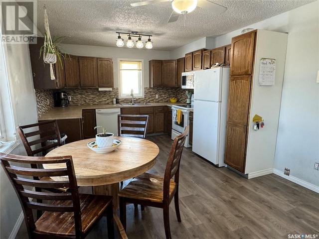 955 Quandt Crescent, House detached with 4 bedrooms, 2 bathrooms and null parking in La Ronge SK | Image 5