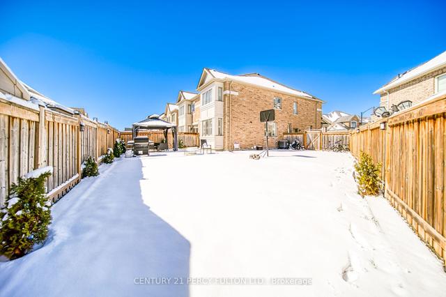 18 Bernadino St, House semidetached with 4 bedrooms, 4 bathrooms and 4 parking in Brampton ON | Image 25