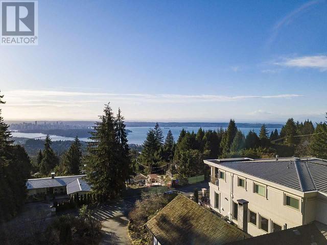 1145 Millstream Road, House detached with 5 bedrooms, 4 bathrooms and 4 parking in West Vancouver BC | Image 1