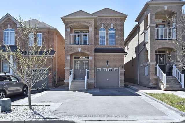 8 Catalpa Cres, House detached with 4 bedrooms, 4 bathrooms and 3 parking in Vaughan ON | Image 1