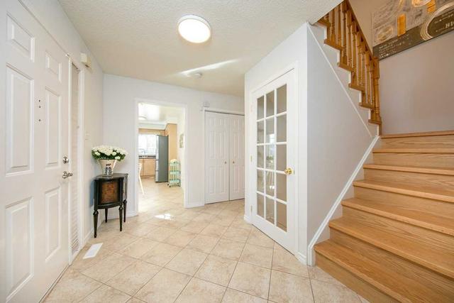2405 Stefi Tr, House attached with 3 bedrooms, 3 bathrooms and 3 parking in Oakville ON | Image 28