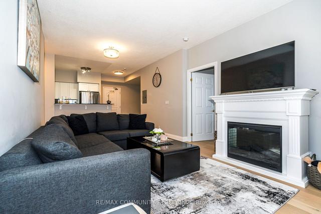 718 - 16 Dallimore Circ, Condo with 2 bedrooms, 2 bathrooms and 2 parking in Toronto ON | Image 24