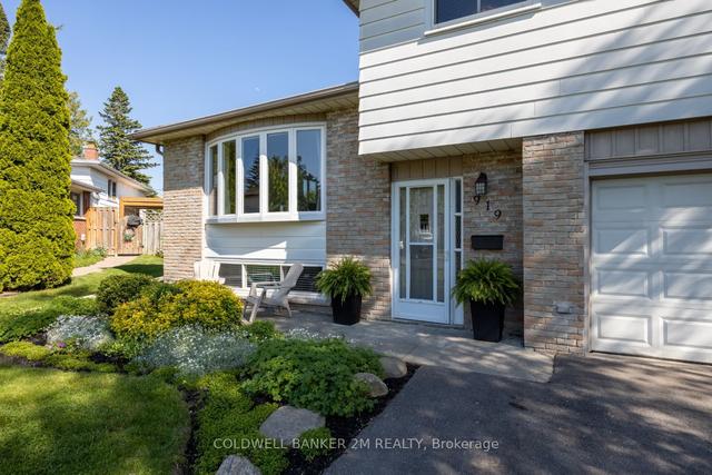 919 Ivy Crt, House detached with 3 bedrooms, 2 bathrooms and 5 parking in Oshawa ON | Image 12
